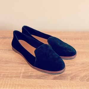 UGG Bonnie Pointed Toe Loafer Black Suede Women's Size 8